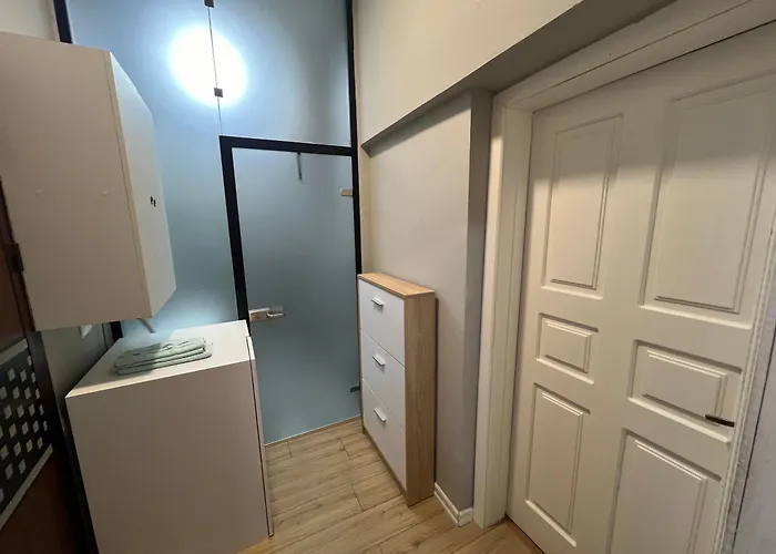 Blloku 公寓 地拉那